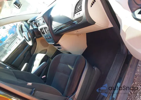 2016 Dodge Grand Caravan American Value Pkg from USA, damaged, VIN 2C4RDGBG5GR392150